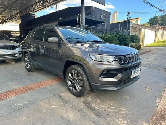 JEEP COMPASS 1.3 T270 TURBO FLEX LONGITUDE AT6 JEEP COMPASS 1.3 T270 TURBO FLEX LONGITUDE AT6